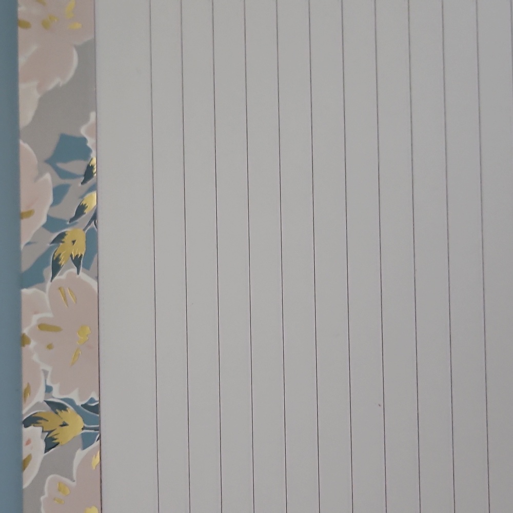 Badgley Mischka NWT Floral/Gold Motif Clipboard Set - Picture 9 of 9